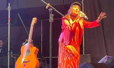 Artistas locales e Hilda Lizarazu cerraron “Tramar”