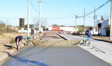 Asfalto al 34% en los barrios Mirador del Cerro I y II