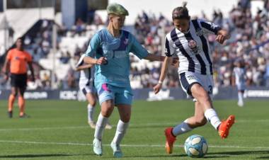 FÚTBOL FEMENINO: 1-1entre San Luis FC y Talleres (Cba.)