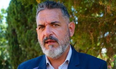 “POGGI NO PUDO HACER PIE EN LA TOMA”