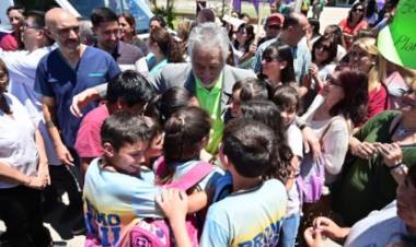 Santa Rosa con convivencia política :Alberto fue recibido por Marta Ponce ((UCR) Azud y mejoras en la Salud 