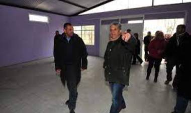 Sapo Vera irá con lema propio en Villa Mercedes por el poggismo.Para Mónica Becerra dice que moralmente Vera no puede ser.Todos me deben en Mercedes su cargo, replica el Sapito.