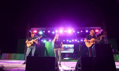 JUSTO DARACT: la Fiesta de la Vaquillona Asada con Cuero