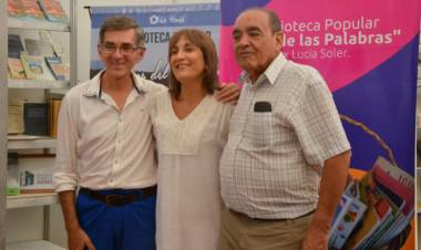  COMENZÓ LA FERIA PROVINCIAL DEL LIBRO 