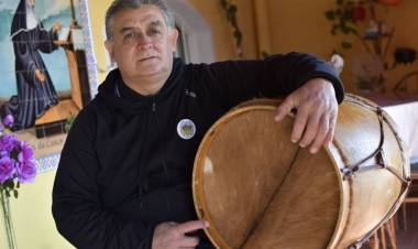 “Somos todos parientes ¡si me votan los Lucero, gano!”