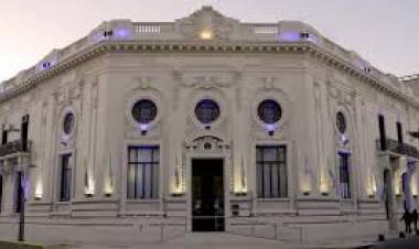 Hissa bajó a 13  % y Charly no llega a un punto . El Peronismo suma de todos lados 