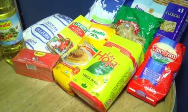 MERCADO MUNICIPAL: CANASTA DE 10 ALIMENTOS BÁSICOS A $2500