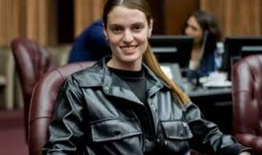 Claro Triunfo Peronista en Buena Esperanza. Sofia LARROUDE y su Juventud que llegan  