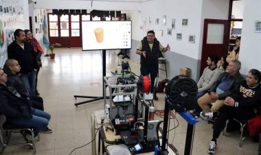 NUEVA GALIA: La ULP dictó un taller de impresión 3D 