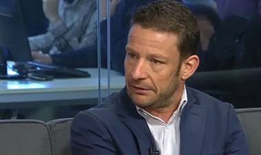 “El plan económico de Milei indica que se autopercibe rey”