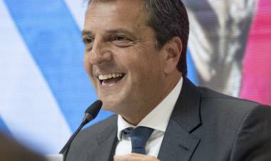 El PJ cerrará campaña el lunes en  Mercedes. Massa estaría confirmado.