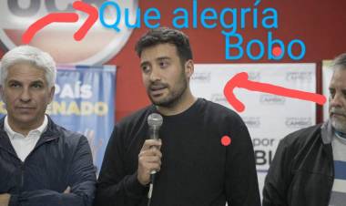 Cacace de miseable político a arrepentido.Dice que Poggi cometió un error en hacer que él no llegara al Congreso, lo debilita .La critica ceballista a su ego.