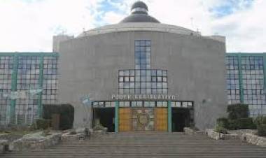 El poggismo votó en contra la Ley de Ministerios.Que hará el peronismo?