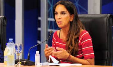 Chacur a EA" le pido al Gobernador que no ceda la soberanía política de San Luis  y no se deje comprar.Me remite la forma al Pacto Fiscal de Macri.Milei va hacia la profundización de la pobreza .Sus impresiones sobre el discurso en el Parlamento 