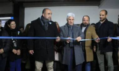 Increíble: Poggi le corta cintas de los baños de la Terminal.Y su gestión??Cero.Lo del Hospital estaba hecho , solo le sacaron los nylon.