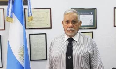 Nacul denunció a Salud Pública porque no lo atendieron y expuso él desastre . El abandono es total y si me tratan así a MI, como será a un señor de a pie, dijo él Juez . Hay sospechas de que fue a propósito para que no avance la investigación contra él Gobernador.