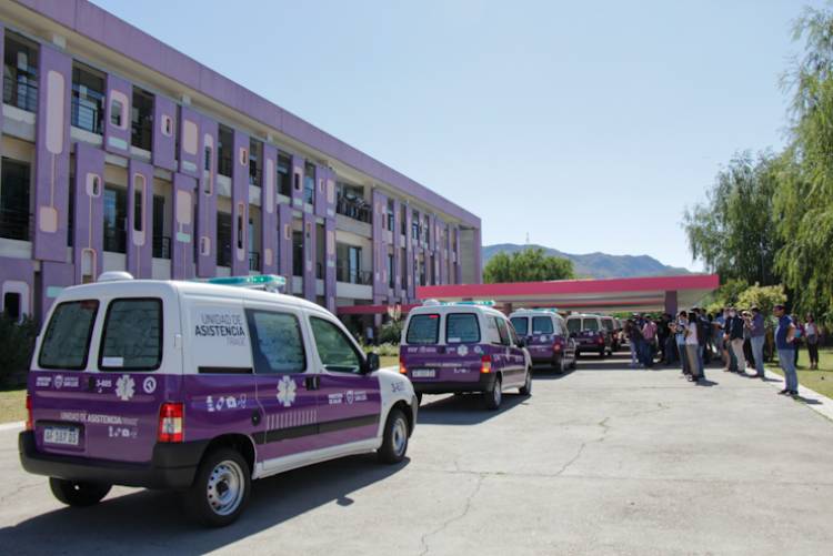 Nuevos vehículos para reforzar el sistema de salud