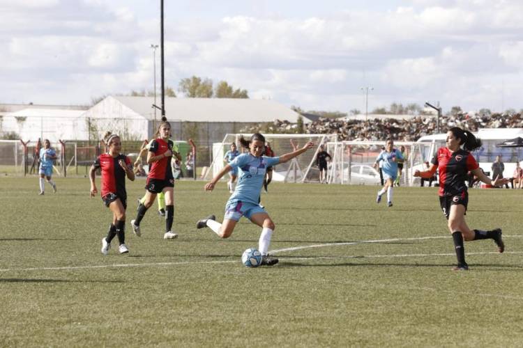 FÚTBOL FEMENINO: San Luis FC dejó sin invicto a Newell’s