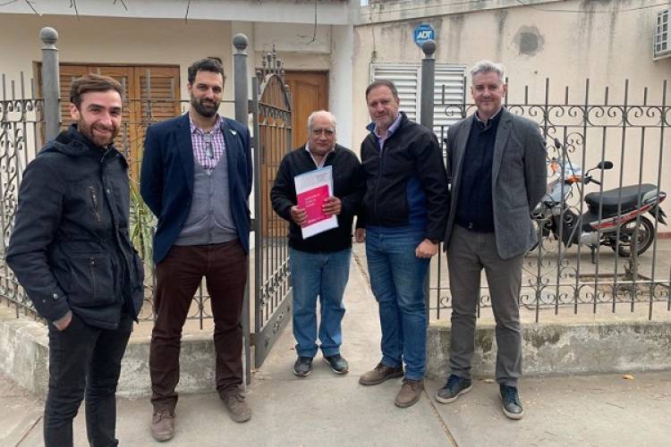 POLÍTICA HABITACIONAL: más entrega de escrituras