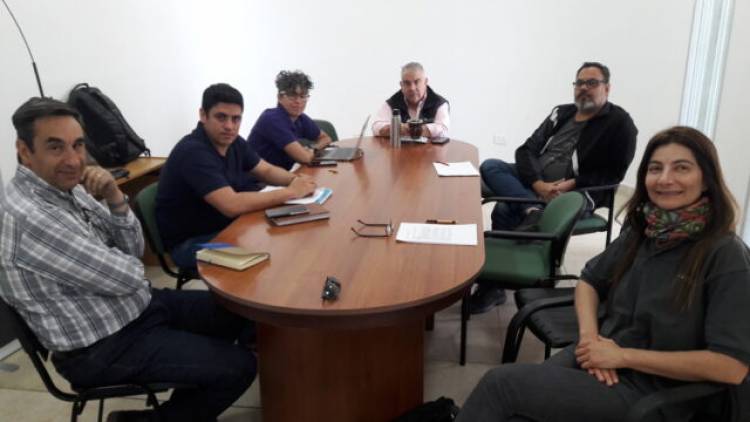 Trabajan para presentar una ley de la agricultura familiar