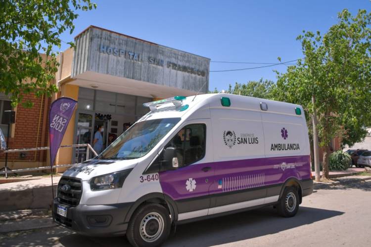La Provincia entregó ambulancias en 4 localidades