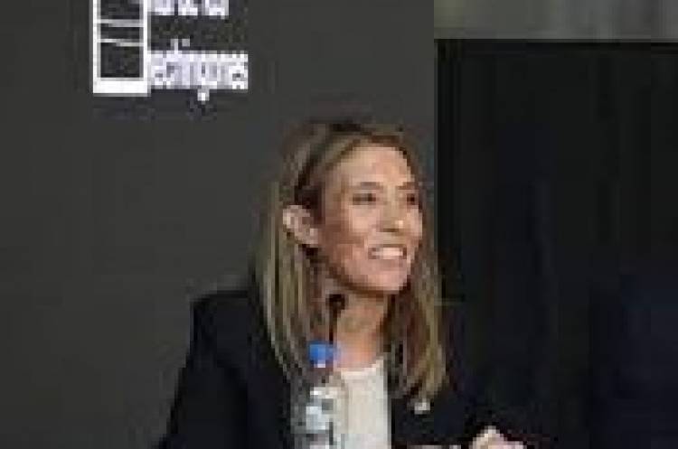 Agustina Rodriguez Saá"debo agradecer a Alberto por la decisión de aportar los terrenos para ésta Universidad, sino era casi imposible" Gran gesto 