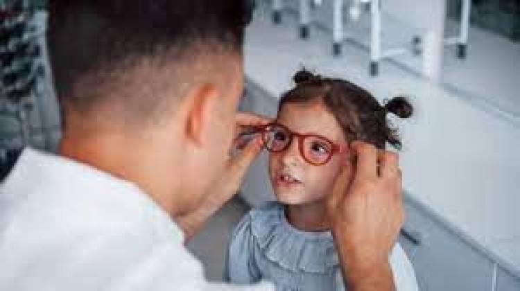 PLAN VISIÓN 4.0: ENTREGARÁN MÁS DE 400 PARES DE ANTEOJOS 