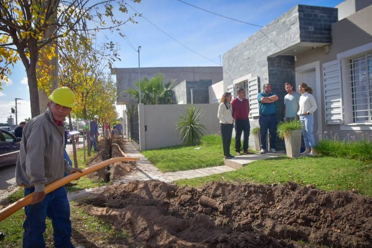 VILLA MERCEDES: gas natural al barrio 640 Viviendas