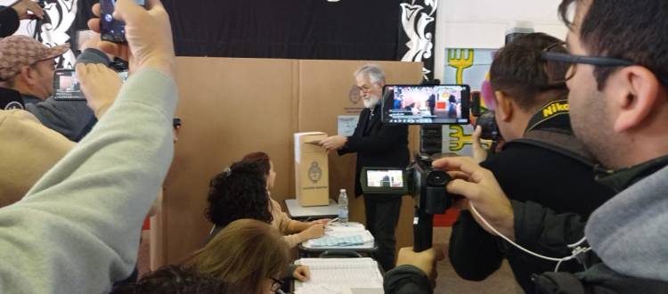Alberto"no hay Gobierno paralelo, si yo Gobierno hasta el 10.El.mismo.Poggi dijo que no cogobernará y nunca pidió juntarse .Deben unir a los Argentinos y resolver la inflación "