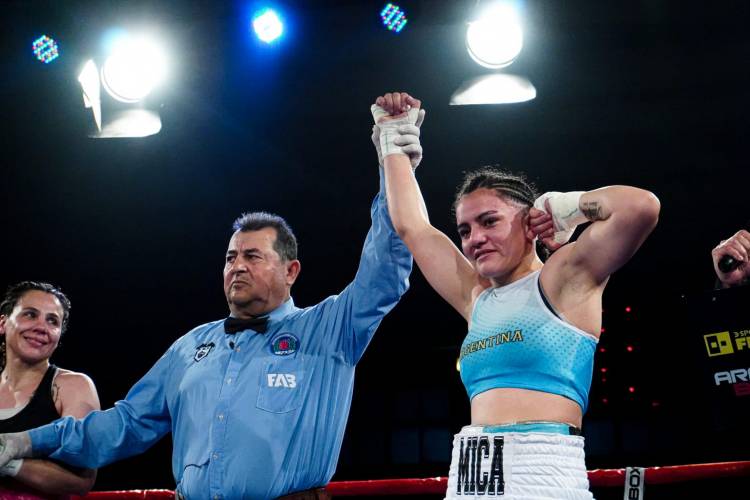 BOXEO: “La Princesita” Luján volvió con un triunfo