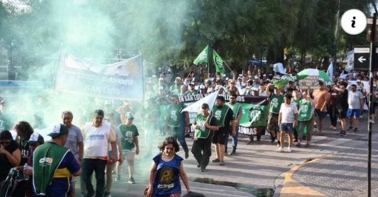 El Sindicalismo Provincial Estatal humillado y destruido por Poggi con la falta de recomposición salarial