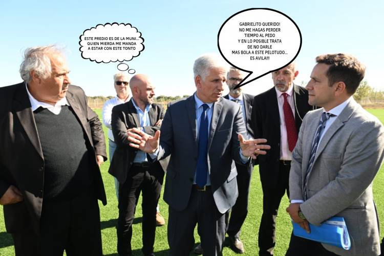 TILI: opereta en el Complejo Deportivo de Tilisarao y resulta que es Municipal.Mamarracho Ávila, haciéndole meter la pata a Poggi, que tampoco pregunta.