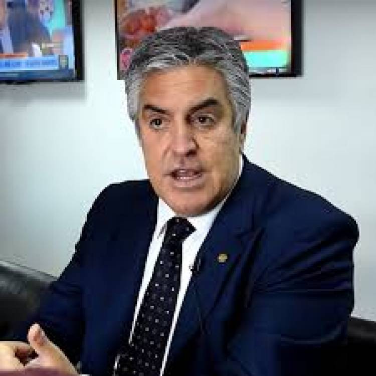 DALBON:es una persecución política, disfrazada de legalidad , lo de la Corte 