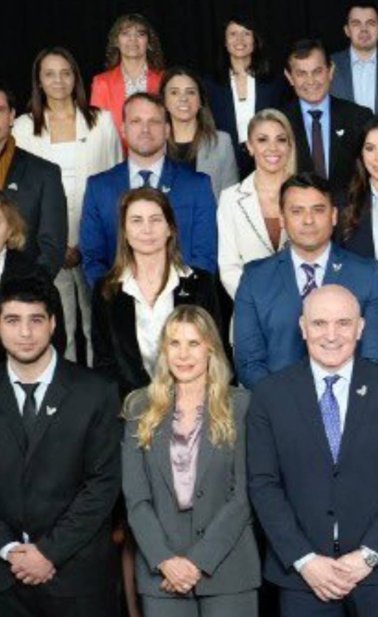 D Alessandro: Espert debe dejar la banca y Poggi explicar que hacía en San Luis  y su él avión privado en qué vino era del narco Machado 