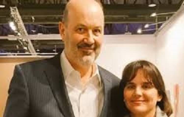 CONTRATO SIN LICITACION PARA LA ESPOSA DE STURZENEGGER 