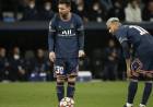 FÚTBOL: lluvia de silbidos para Messi y Neymar