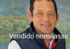 Marcos Gatica: de Peronista a Libertario Poggista.Lo engordaron, compró dos sacos y perdió las convicciones. Triste final de un ignoto, que se cree importante, vendiendo ideales.