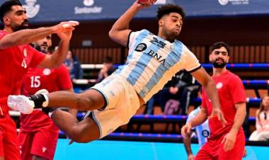 HANDBALL: 4 goles de Parker ante Rumania
