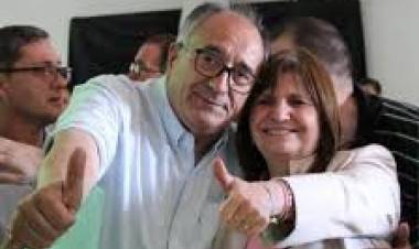 Para Ceballos , Poggi debe dejar de llorar y planificar.La reunión privada de Walter con Bullrrich que molestó a Cacace y a Poggi .Si gana Pato , le exigirá a Claudio que el Ceballismo tenga el 3 por ciento de los cargos , así cortita, dicen en el Ceballismo.