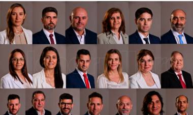 Superestructura estrena Poggi.20 Ministerios Secretarías . Aumento del 100 por Ciento de cargos .Desaparece Vivienda .