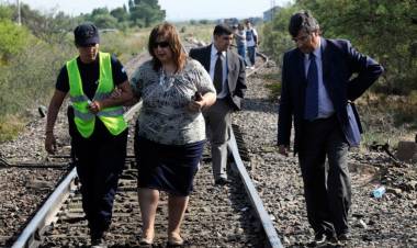 La ex Jueza Esley dice que la inseguridad se debe a la crisis económica..Dijo que Poggi es Gobernador más mileista y debe preguntarle a MILEI porque desfinancia a San Luis 