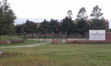 Cierra una fabrica de tuercas en Santa Rosa del Conlara. El Gobierno de Poggi sin reacción.37 años llevaba en la Localidad. Trombotto no los quiso atender 