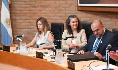 Frontera apertura de sesiones :obras puntuales con pertenencia y mejora en todos los servicios .150 cuadras de asfalto .