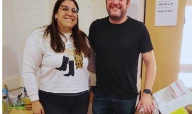 Candelaria: él Intendente Casas donó medicamentos al Hospital local. Gesto político institucional a favor de la precaria Salud Pública.Su orden económico se lo permite.