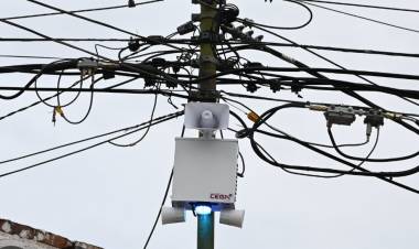 El fracaso de las alarmas vecinales . Obsoleto. Es más un negociado de una tecnología que no existe más , según un Comisario . Es un negociado .