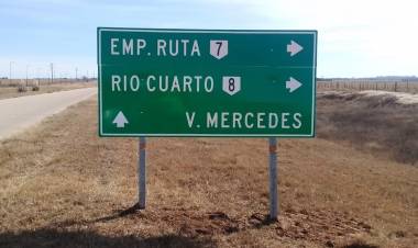 La Ruta 8 a manos privadas .Habia participado Rovella , que perdió la Licitación.Casi 1500 pesos más IVA , cada 100 kms se pagará  de peaje.