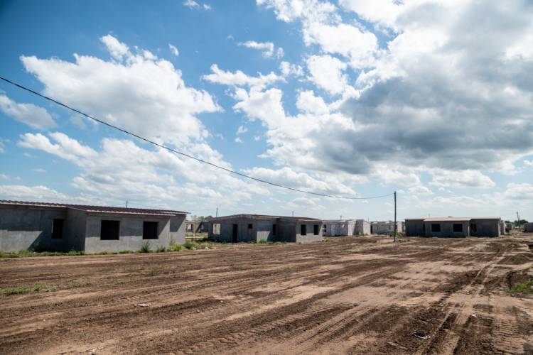 300 casas de Villa Mercedes: la obra al 62 %