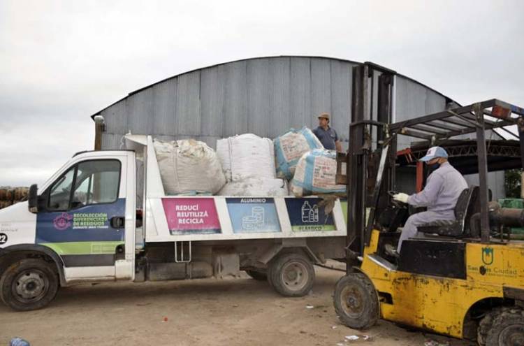 Más de 4 toneladas de tapitas a la Fundación Garrahan
