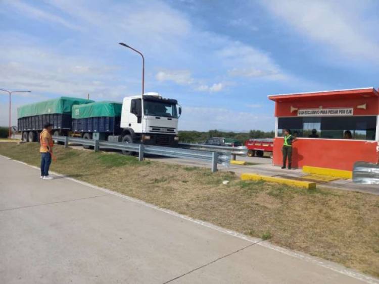 Balanzas: 360 multas por exceso de peso en abril 