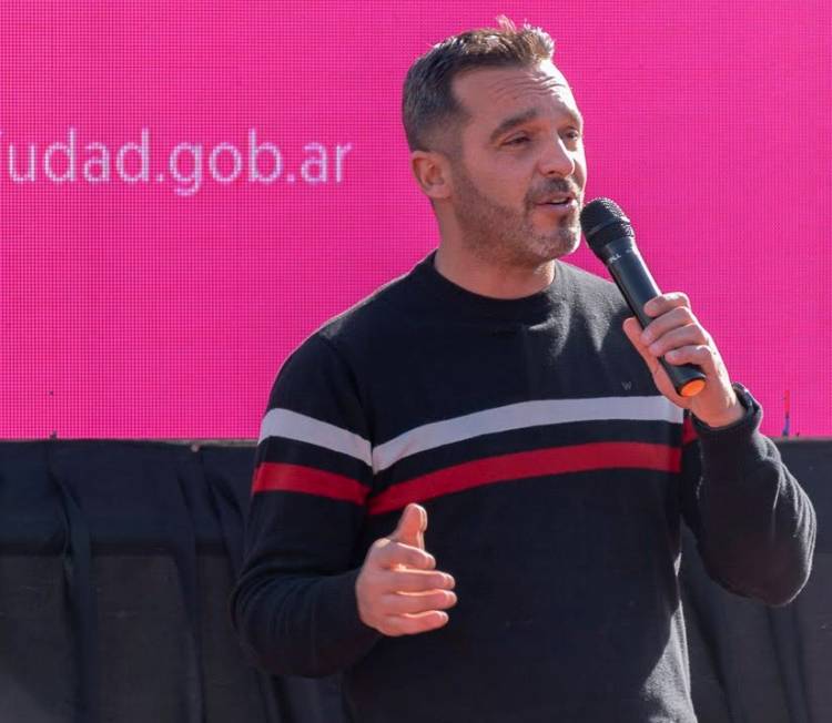  “Es sumamente importante que trabajemos en equipo”